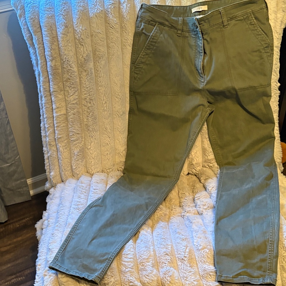 LOFT 12 Tall Women’s Sage Green Chinos